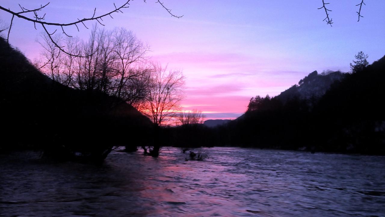 Una Canyon Paradise Bihać エクステリア 写真